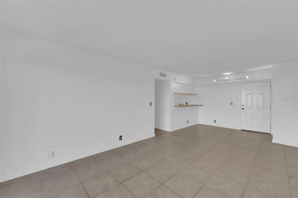 2875 PALM BEACH BOULEVARD #205 Fort Myers, FL 33916