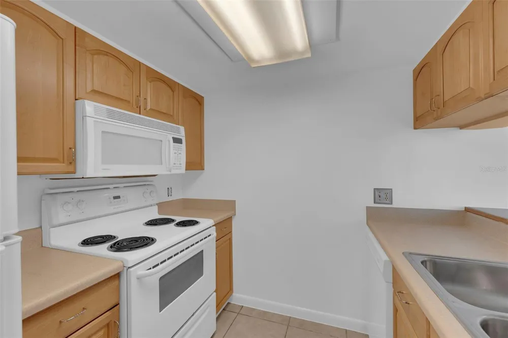 2875 PALM BEACH BOULEVARD #205 Fort Myers, FL 33916