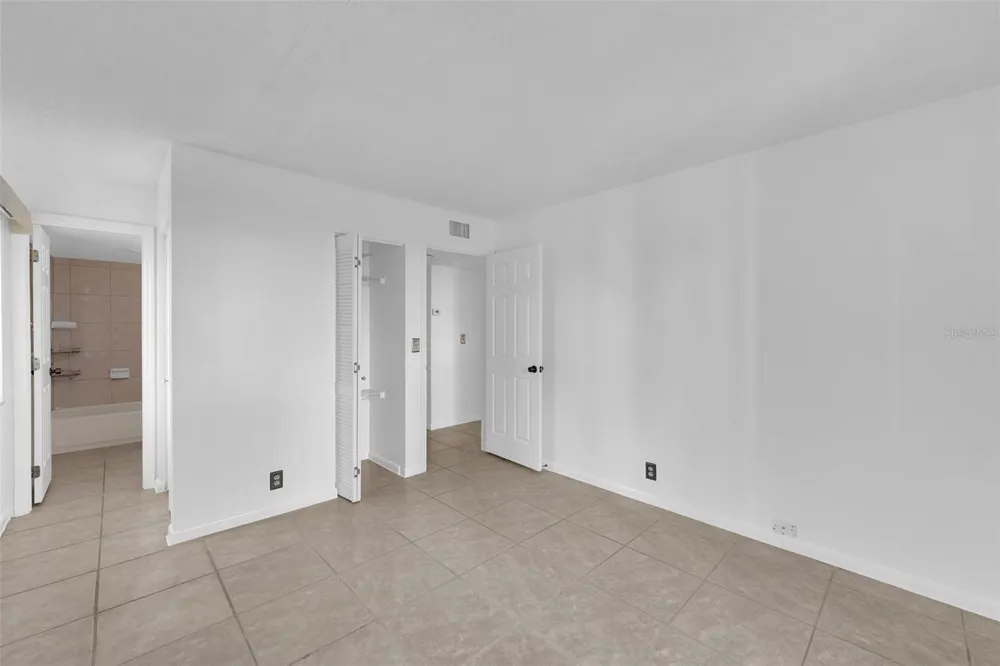 2875 PALM BEACH BOULEVARD #205 Fort Myers, FL 33916