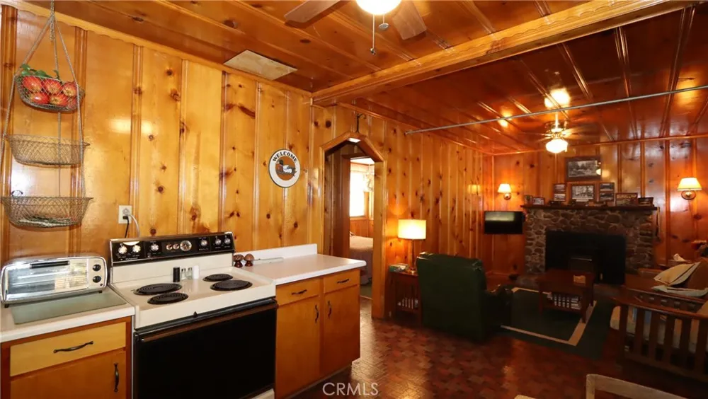 10785 Loch Lomond Loch Lomond, CA 95461