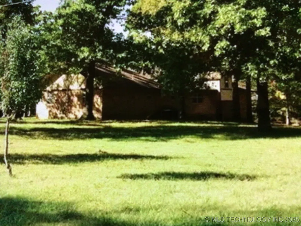 6959 E 561 ROAD Locust Grove, OK 74352