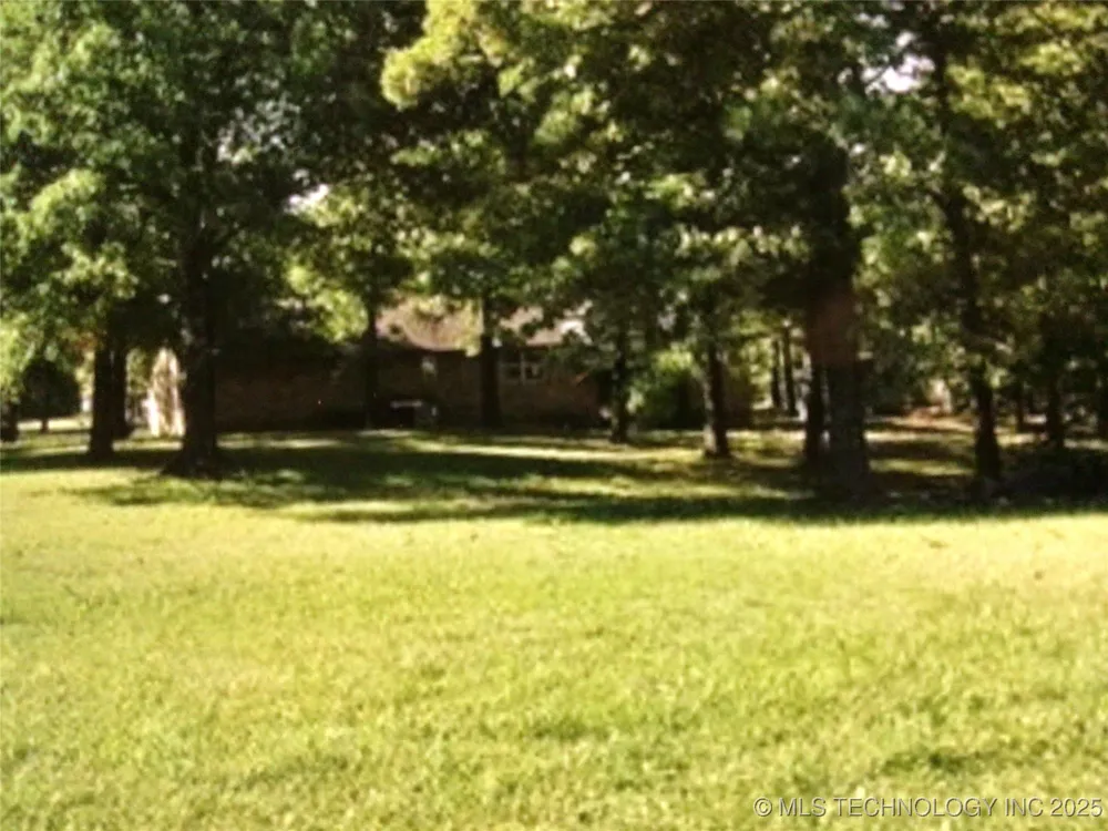6959 E 561 ROAD Locust Grove, OK 74352