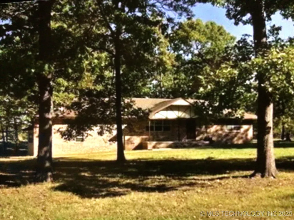 6959 E 561 ROAD Locust Grove, OK 74352
