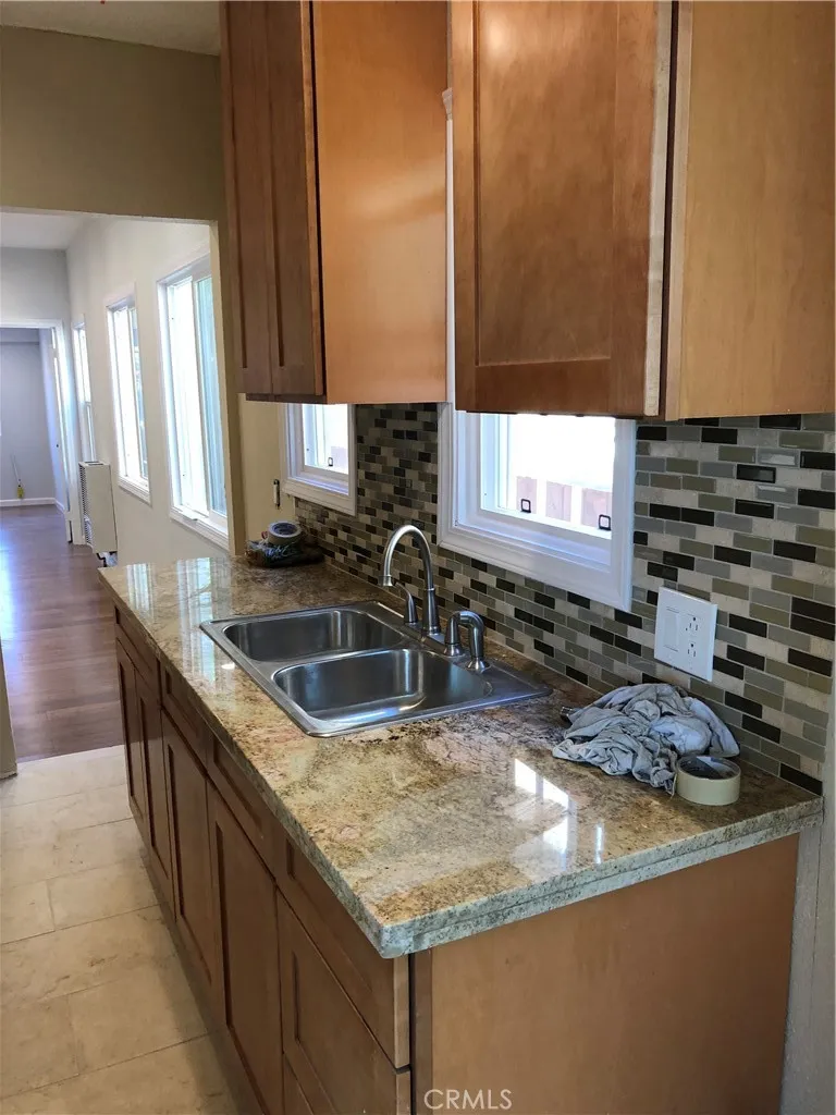 144 W 94th Street Los Angeles, CA 90003