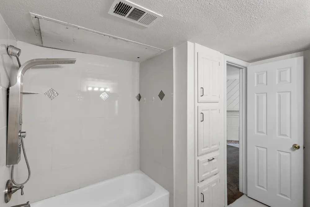 4130 Proton Drive #6D Addison, TX 75001