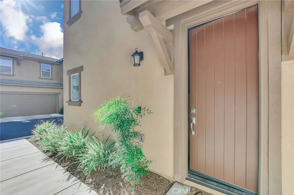 2526 Gunner Ridge Rialto, CA 92377