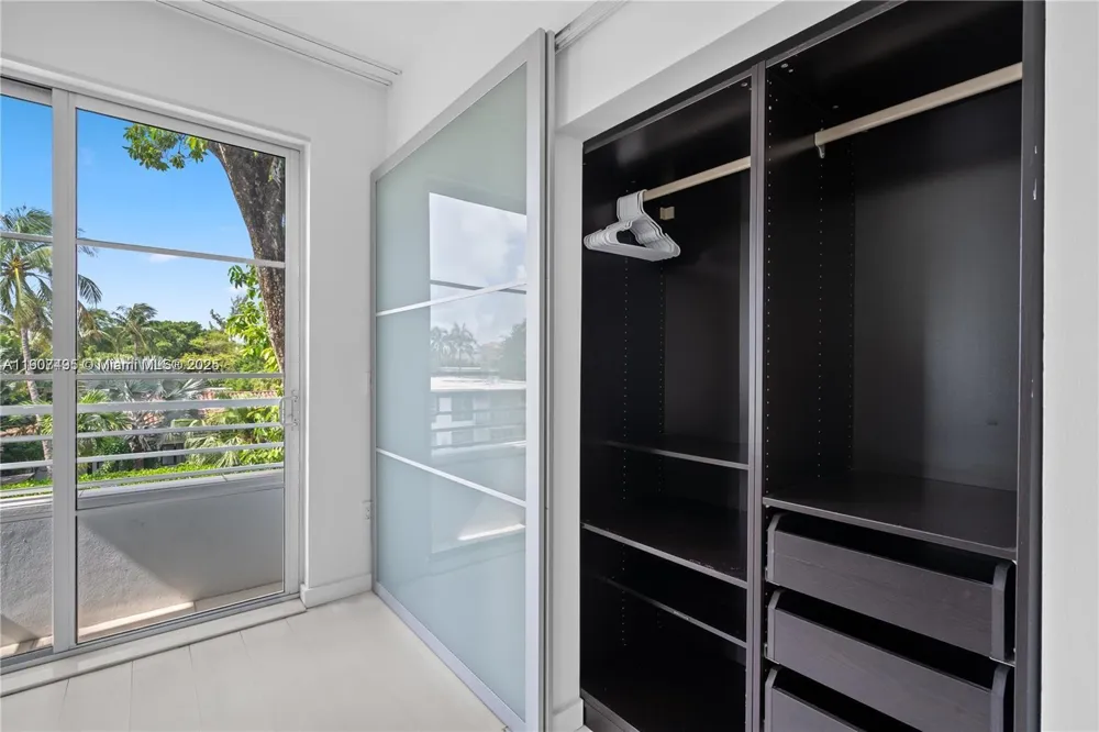 1600 Michigan Ave #7 Miami Beach, FL 33139