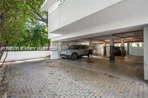 1600 Michigan Ave #7 Miami Beach, FL 33139