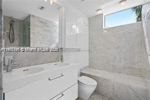1600 Michigan Ave #7 Miami Beach, FL 33139