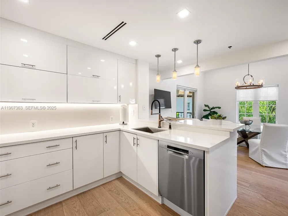 2236 Fisher Island Dr #3306 Miami Beach, FL 33109