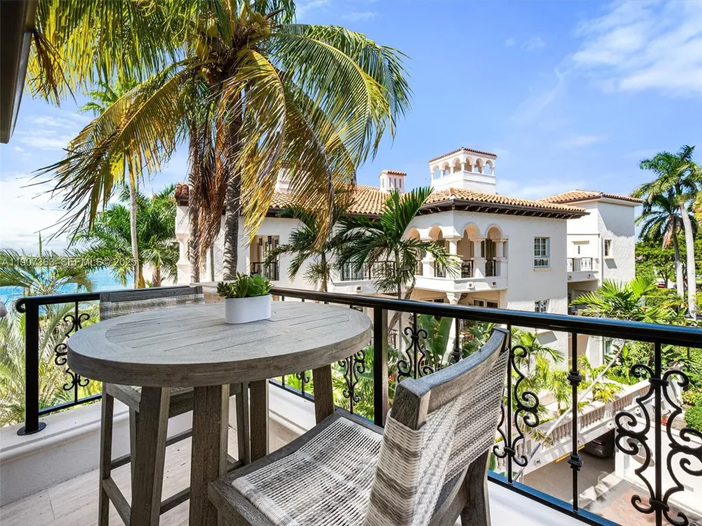 2236 Fisher Island Dr #3306 Miami Beach, FL 33109