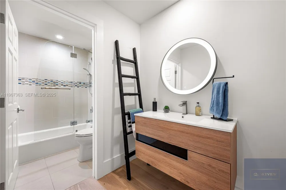 2236 Fisher Island Dr #3306 Miami Beach, FL 33109