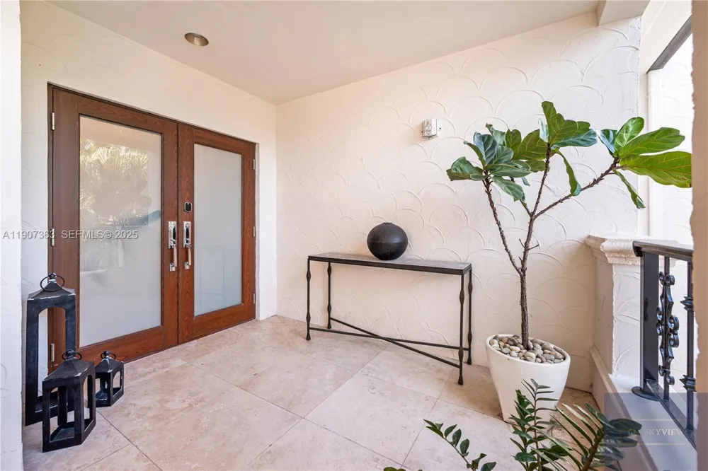 2236 Fisher Island Dr #3306 Miami Beach, FL 33109