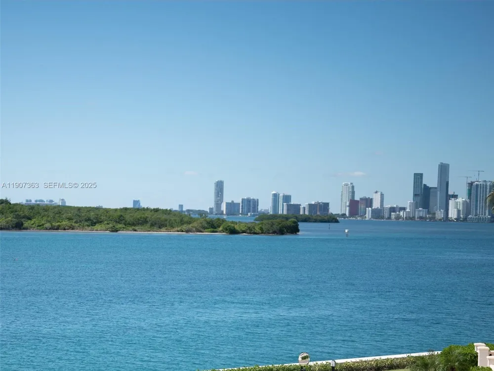 2236 Fisher Island Dr #3306 Miami Beach, FL 33109