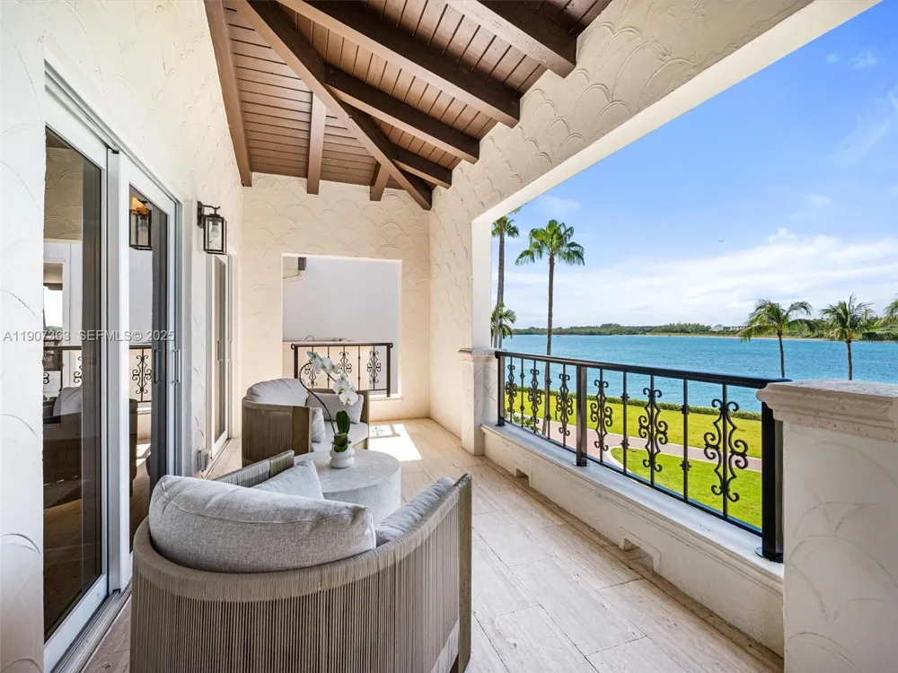 2236 Fisher Island Dr #3306 Miami Beach, FL 33109