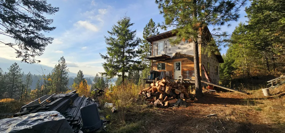 125 Tracker Way Priest River, ID 83856