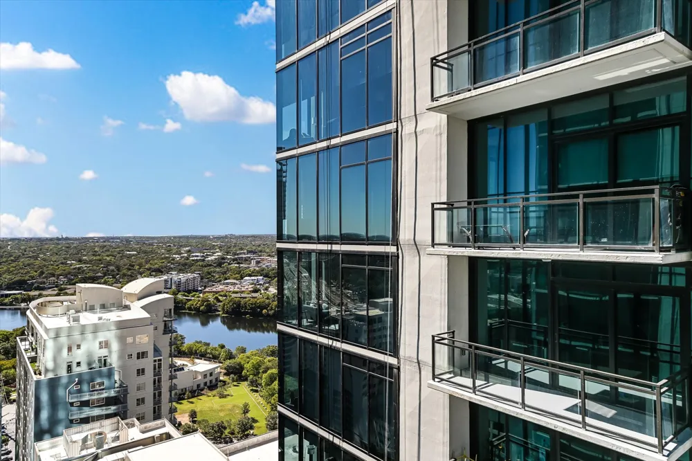 610 Davis Street #2607 Austin, TX 78701
