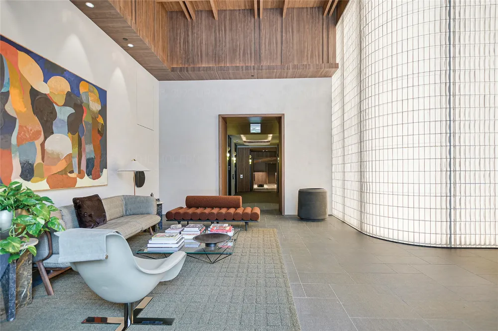 610 Davis Street #2607 Austin, TX 78701