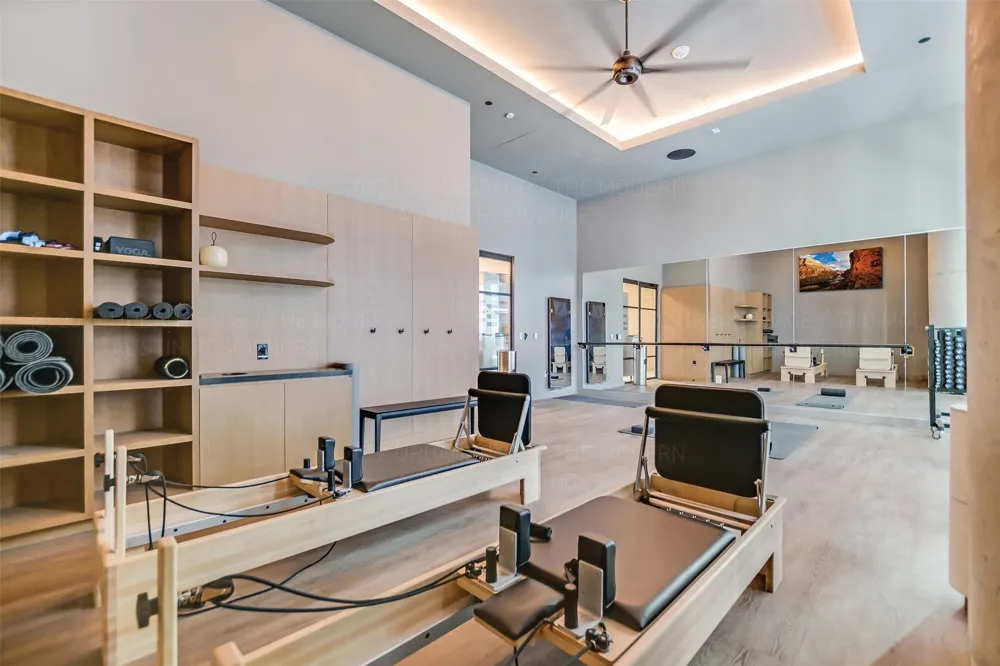 610 Davis Street #2607 Austin, TX 78701