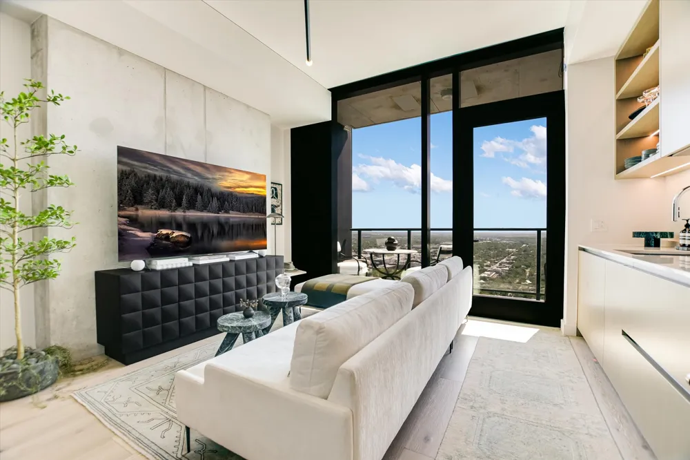 610 Davis Street #2607 Austin, TX 78701
