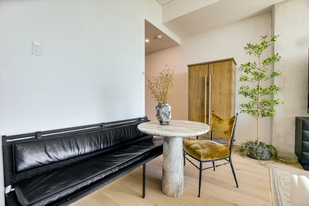 610 Davis Street #2607 Austin, TX 78701