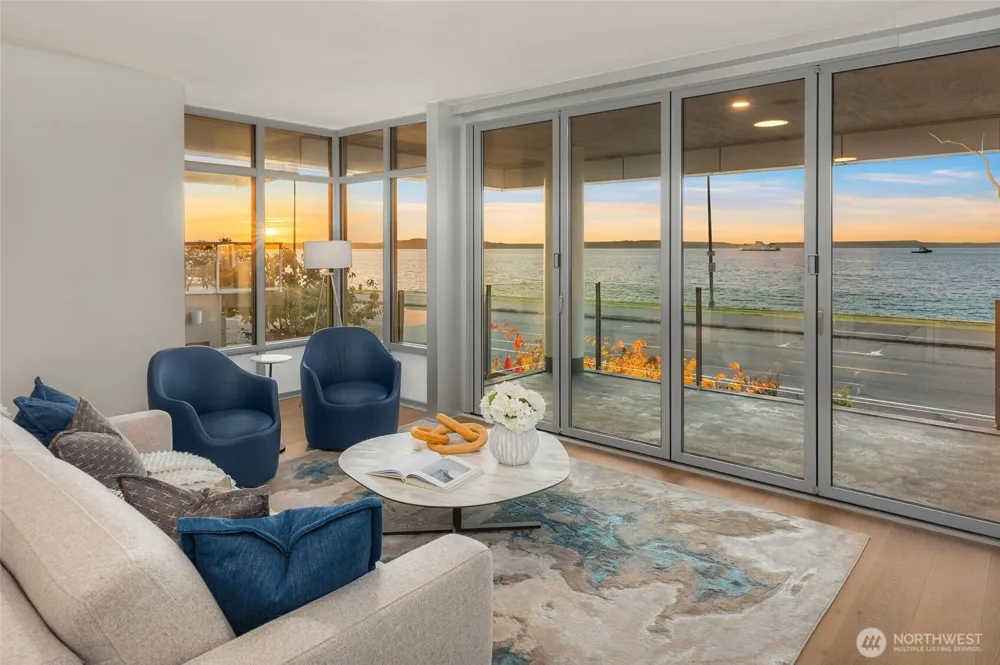 1250 Alki Avenue SW #2A Seattle, WA 98116