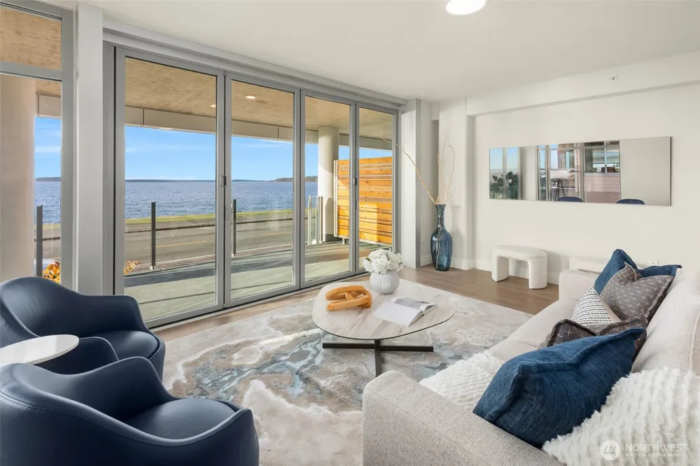 1250 Alki Avenue SW #2A Seattle, WA 98116
