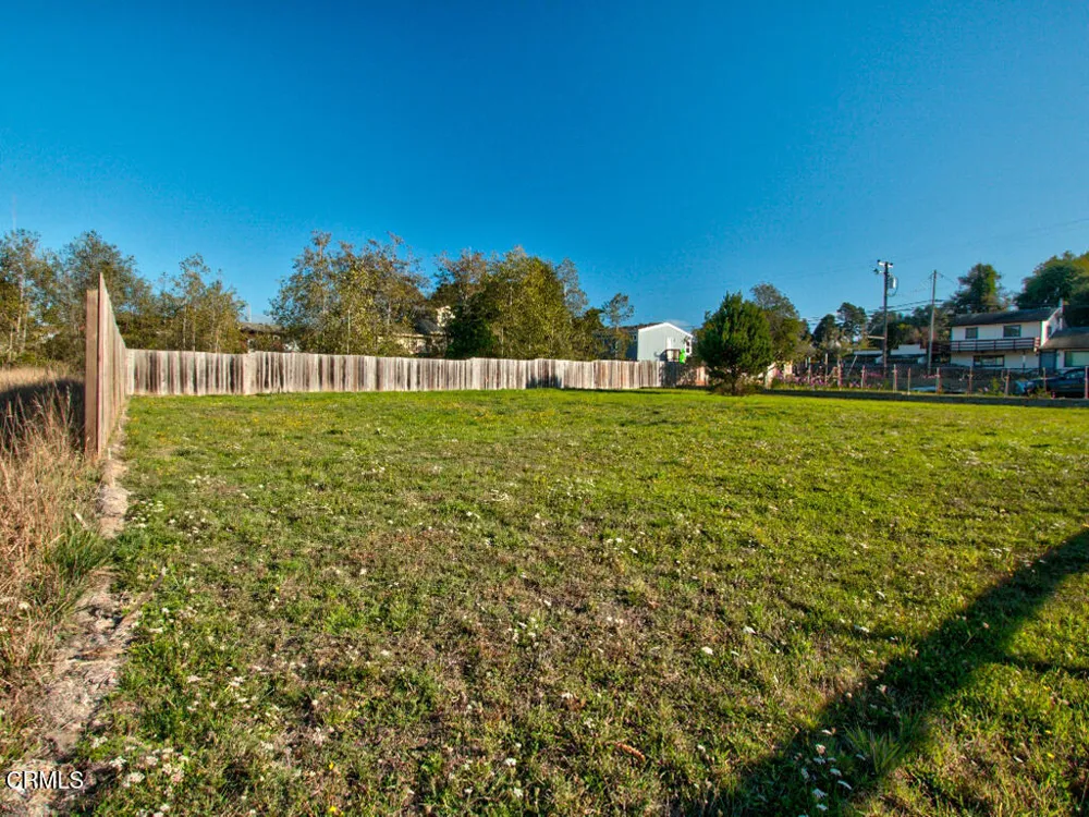 104 Dana Street Fort Bragg, CA 95437