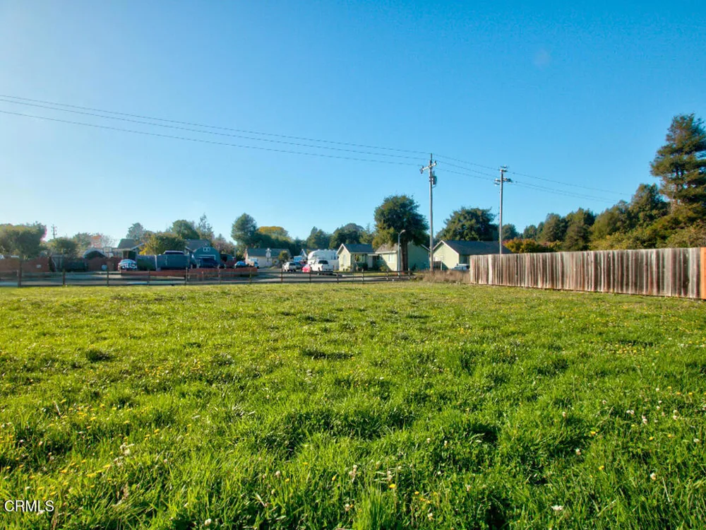 104 Dana Street Fort Bragg, CA 95437