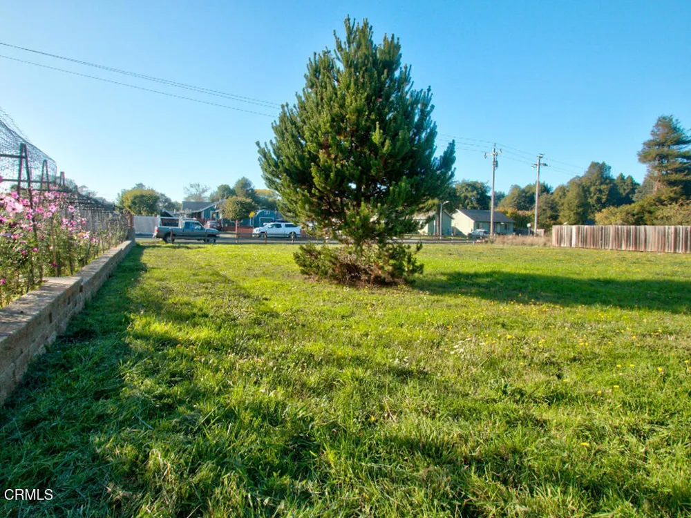 102 Dana Street Fort Bragg, CA 95437