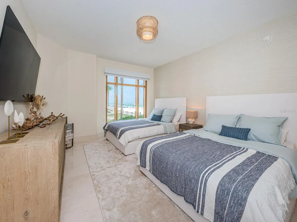 11 BAYMONT STREET #403 Clearwater Beach, FL 33767