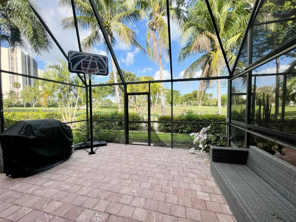 20444 NE 34th Ct #12 Aventura, FL 33180