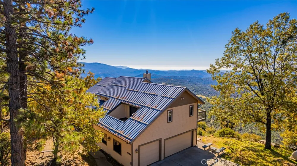 33177 Cascadel Heights Drive North Fork, CA 93643