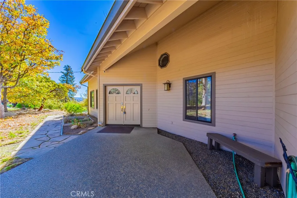 33177 Cascadel Heights Drive North Fork, CA 93643