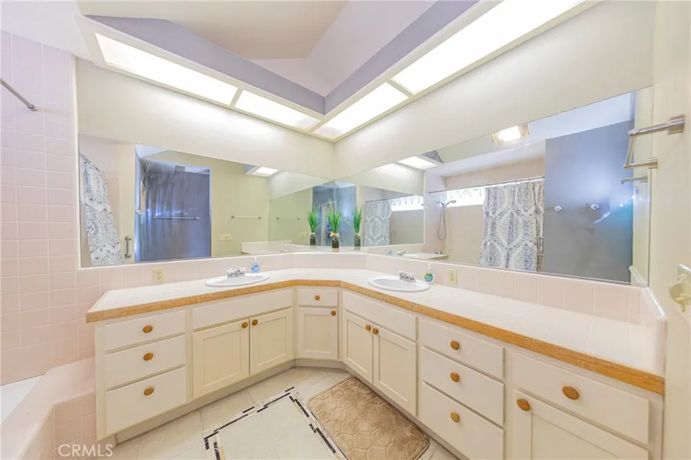 33177 Cascadel Heights Drive North Fork, CA 93643