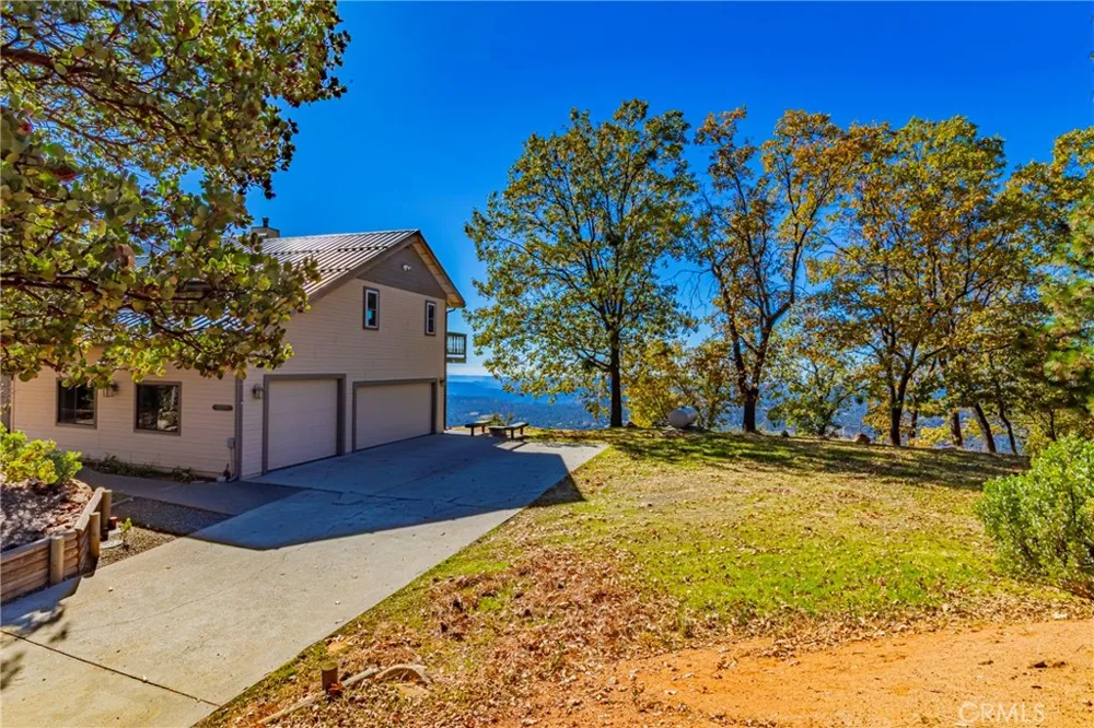 33177 Cascadel Heights Drive North Fork, CA 93643