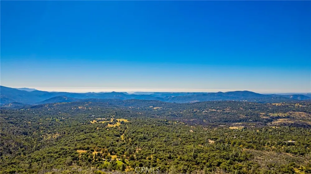 33177 Cascadel Heights Drive North Fork, CA 93643