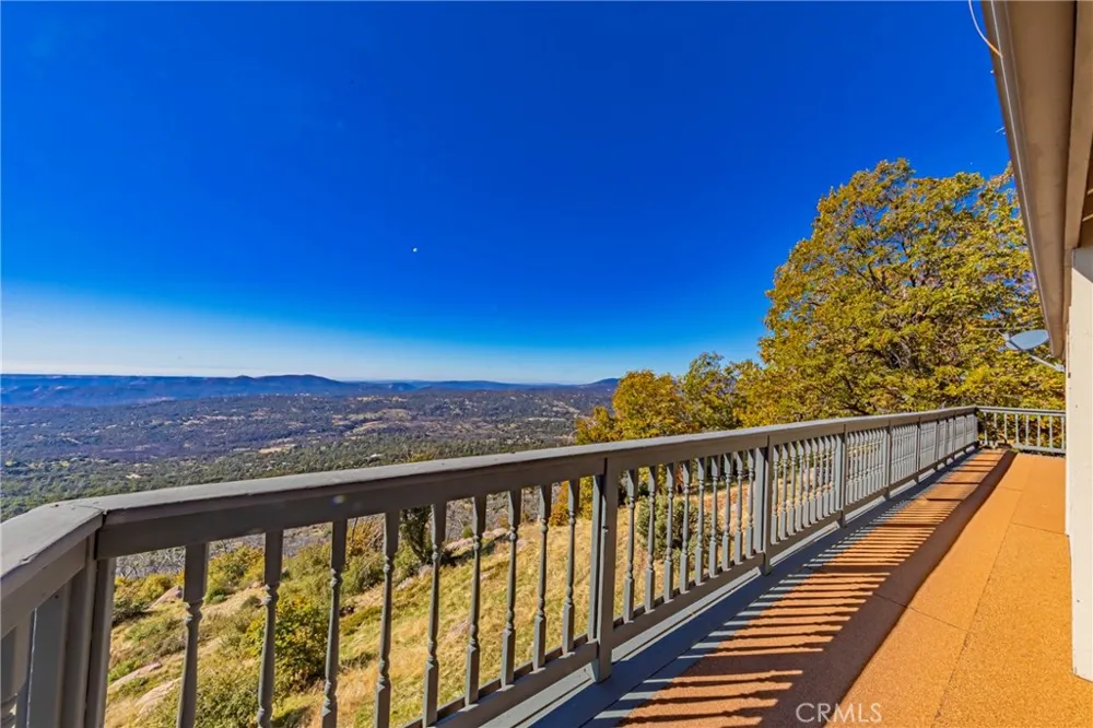 33177 Cascadel Heights Drive North Fork, CA 93643