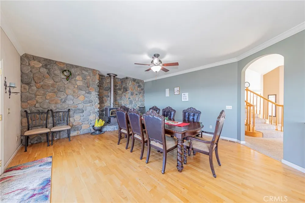 33177 Cascadel Heights Drive North Fork, CA 93643