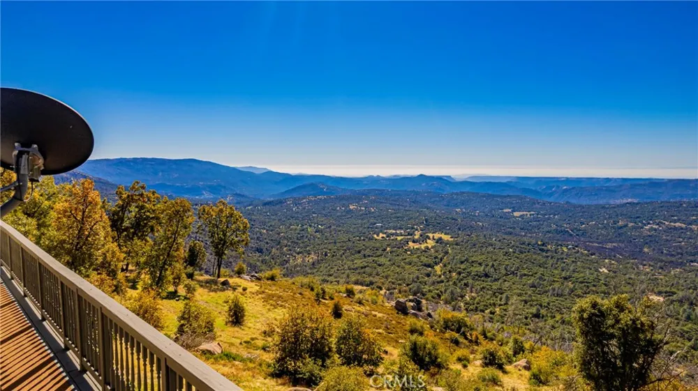 33177 Cascadel Heights Drive North Fork, CA 93643