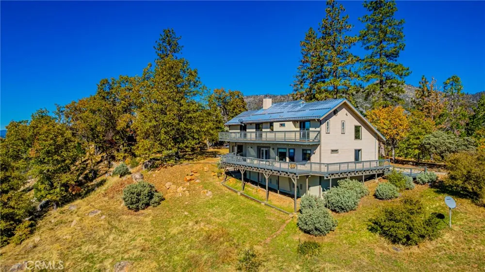 33177 Cascadel Heights Drive North Fork, CA 93643