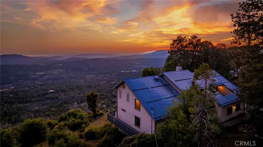 33177 Cascadel Heights Drive North Fork, CA 93643
