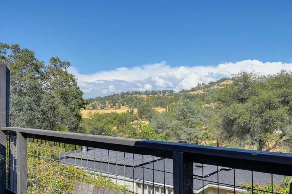 8394 Peek Circle Mokelumne Hill, CA 95245