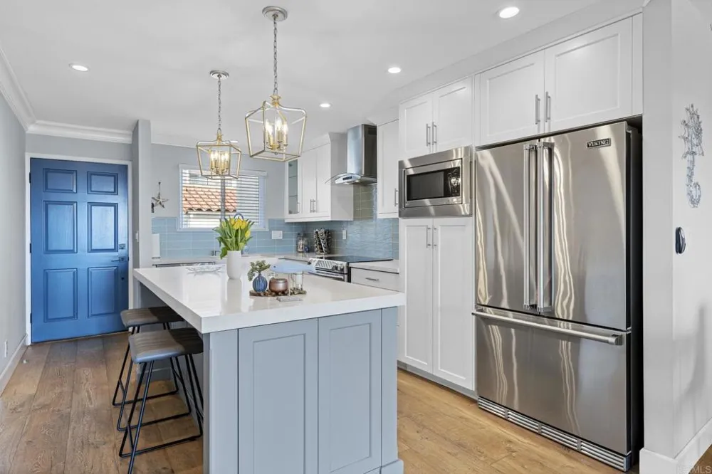 908 Caminito Madrigal #D Carlsbad, CA 92011