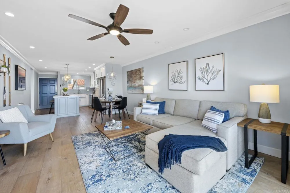 908 Caminito Madrigal #D Carlsbad, CA 92011