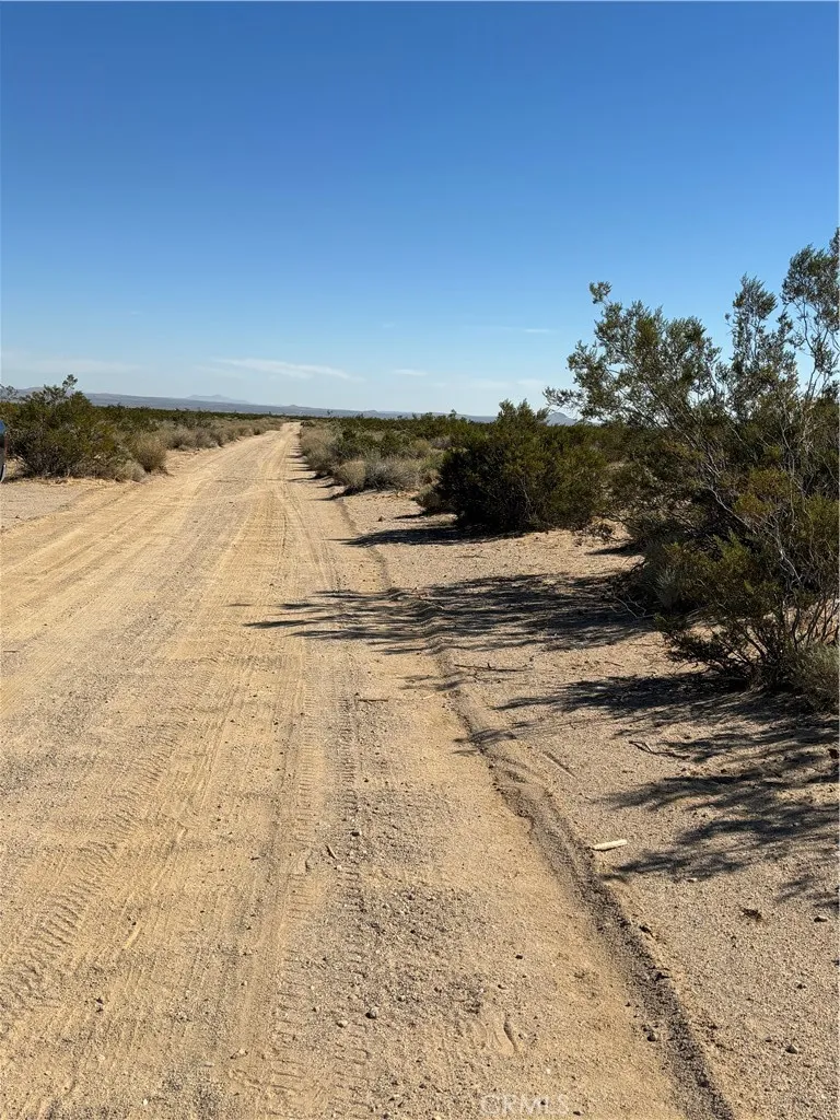 VAC/LOT Maury Ave & Midland Tri. Mojave, CA 93501