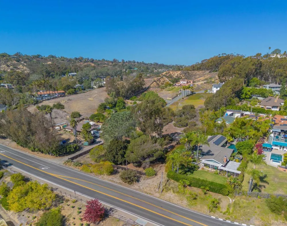 3703 Manchester Encinitas, CA 92024