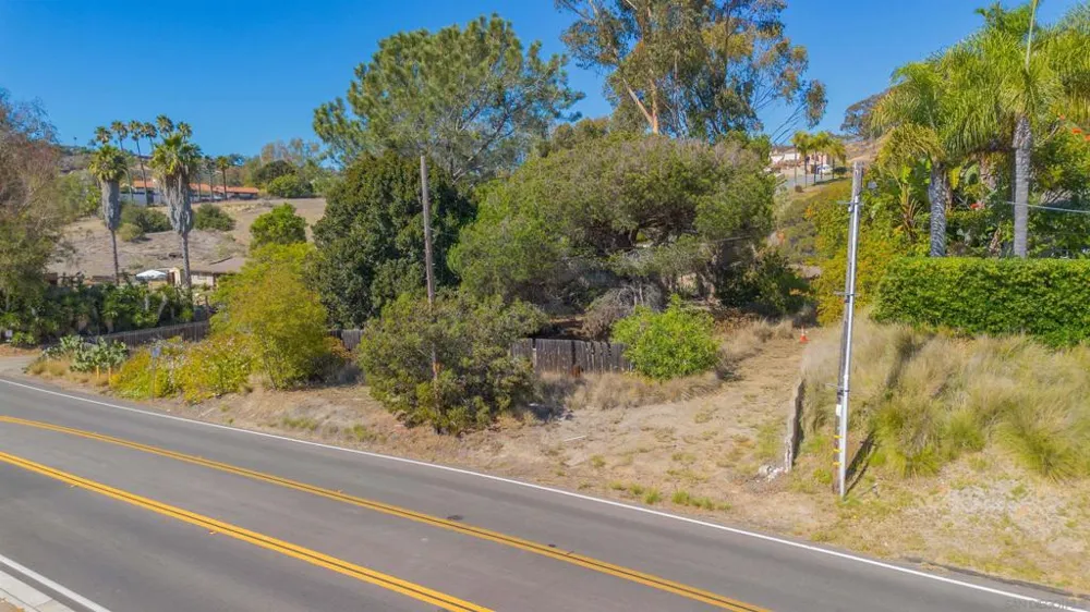 3703 Manchester Encinitas, CA 92024
