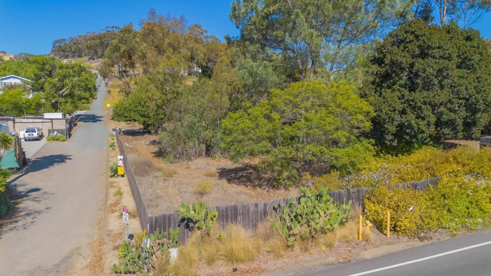 3703 Manchester Encinitas, CA 92024