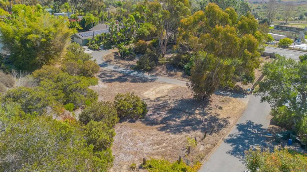 3703 Manchester Encinitas, CA 92024